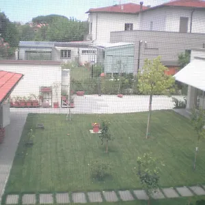 Couette-café A Due Passi Dal Centro For Rent ***